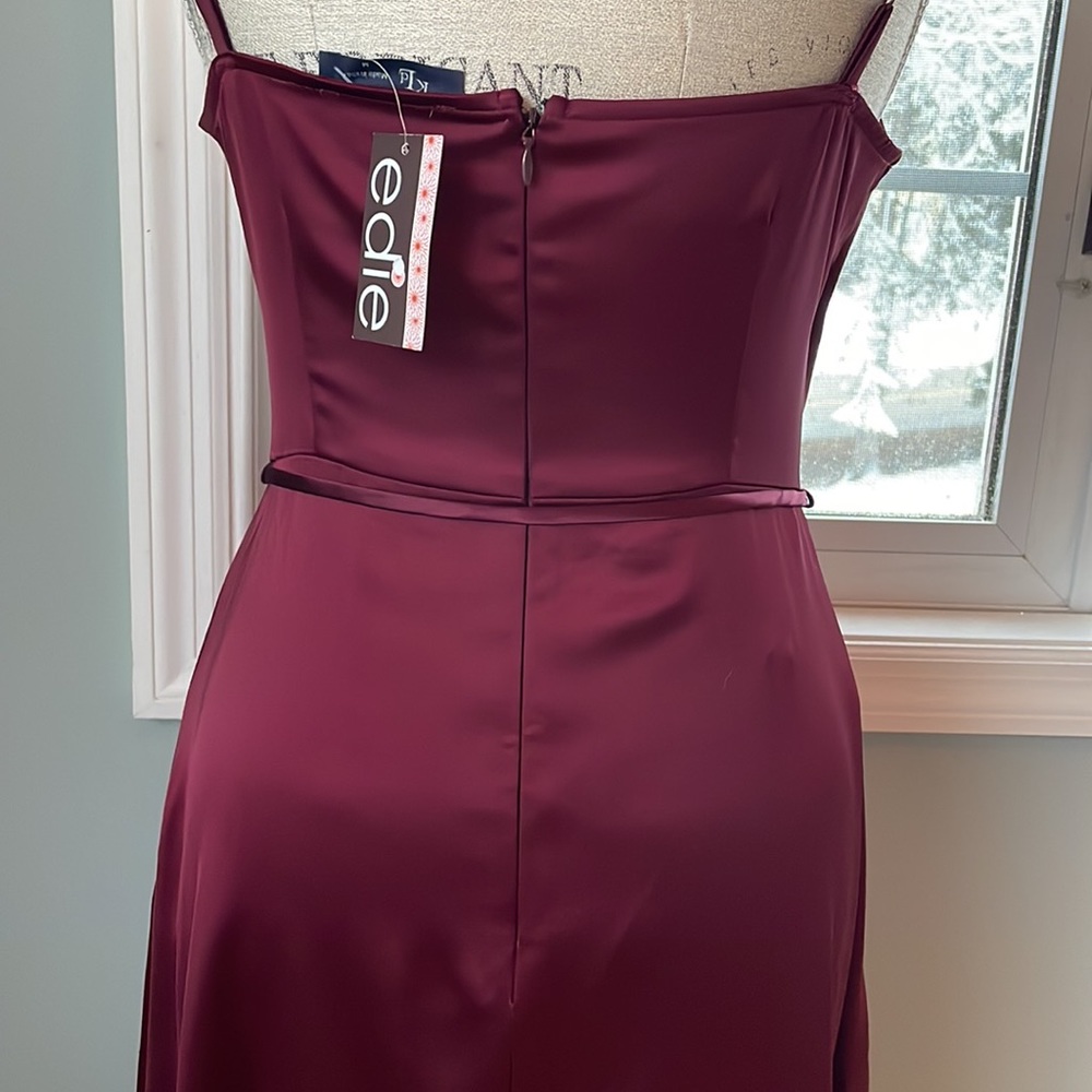 KLD wine colored satin stretch cowl neck - high slit maxi dress NWT size M - Picture 7 of 12